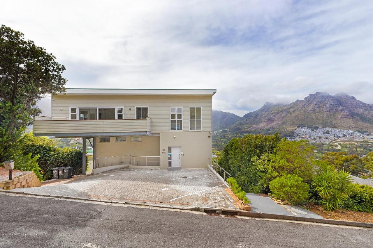 Mount Bay Hotel Hout Bay Exterior photo