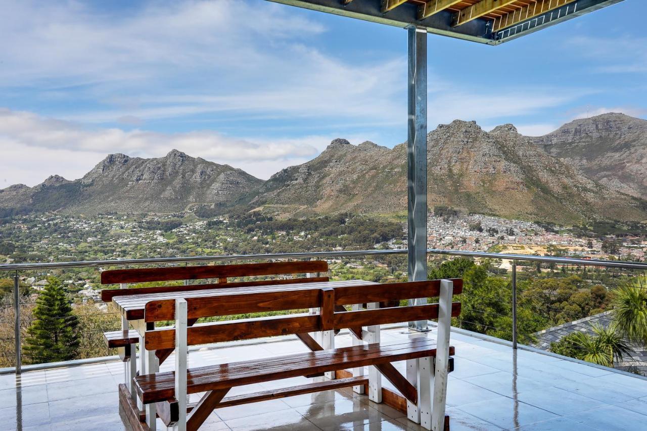 Mount Bay Hotel Hout Bay Exterior photo