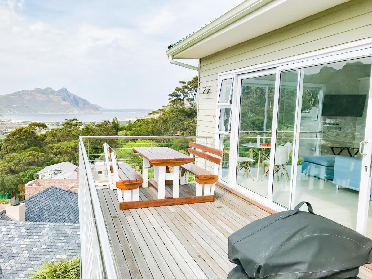 Mount Bay Hotel Hout Bay Exterior photo